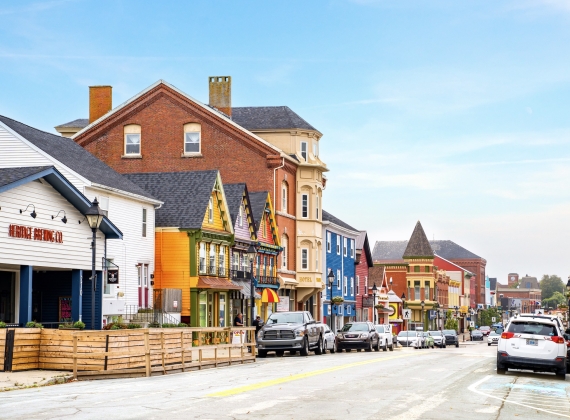 street-in-yarmouth-nova-scotia
